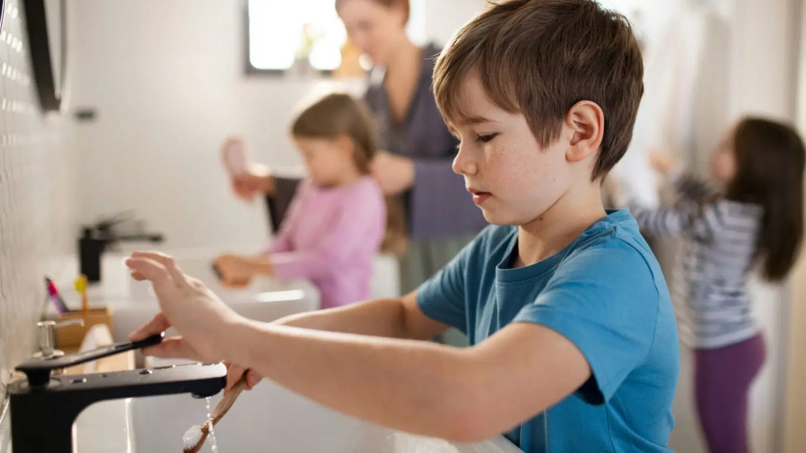 6 ways to make mornings smoother when your child has ADHD